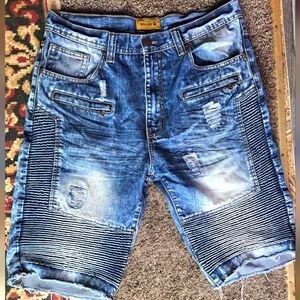 MAKOBI Jean motto shorts distressed sz36